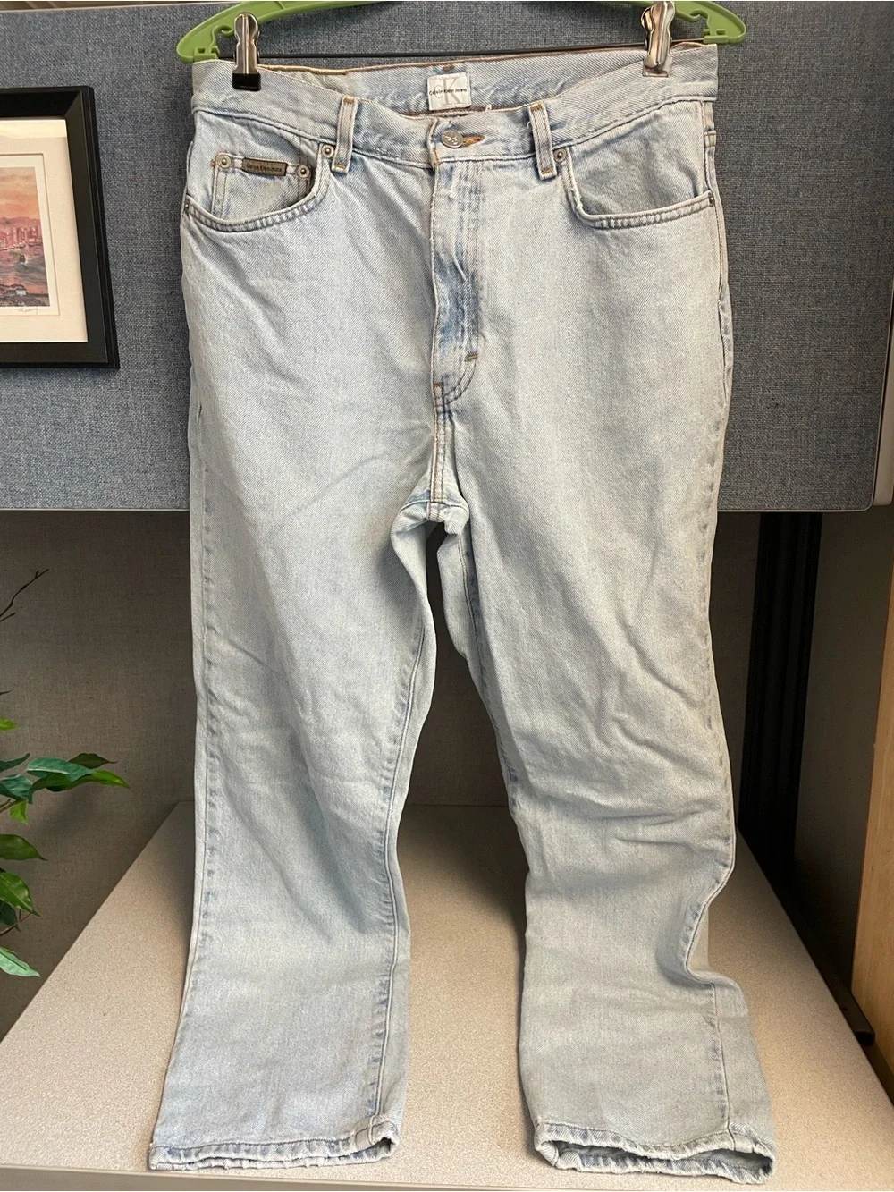 Calvin Klein vintage light wash High-Rise Straight Leg Women’s Jeans